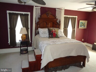 6830 Tohickon Hill Rd, Pipersville, PA 18947 - photo 7