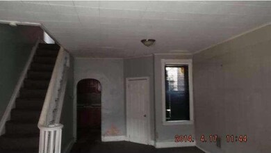 1005 Romana Gonzalez St, Camden, NJ 08103 - photo 4