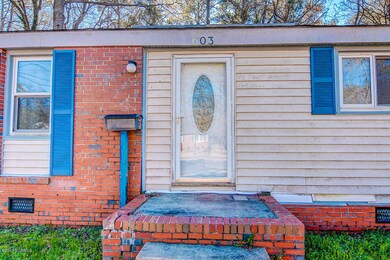 603 Maple St, Jacksonville, NC 28540 - photo 3