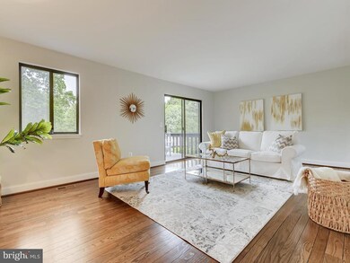 438 Five Farms Ln, Lutherville Timonium, MD 21093 - photo 3