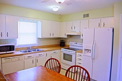 Eat-in Kitchen w/ ample cabinet space