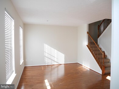 605 Macdill Rd, Middle River, MD 21220 - photo 3