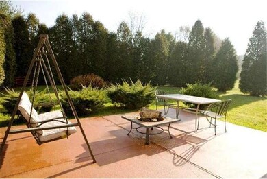 405 Kilarney Way, Royersford, PA 19468 - photo 3