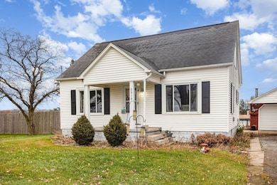 2619 11 Mile Rd, Auburn, MI 48611 - photo 2