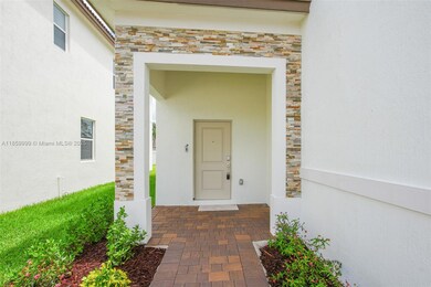 2637 SE 24th Ct, Homestead, FL 33035 - photo 6