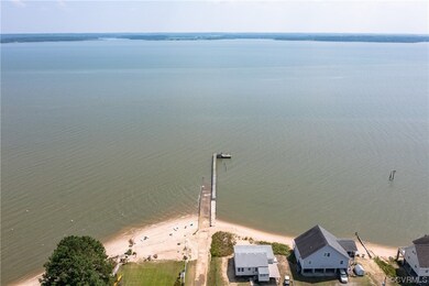 1058 Eubanks Rd, Dunnsville, VA 22454 - photo 5