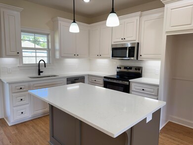 83 E Bartlet Way, Hattiesburg, MS 39402 - photo 6