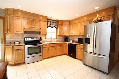 96 Natanis Ridge Cir, Wells, ME 04090 - photo 5