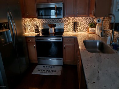 6618 Arbor Creek Dr, Louisville, KY 40228 - photo 4