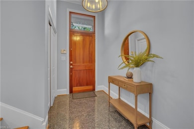 257 W Freemason St, Norfolk, VA 23510 - photo 3