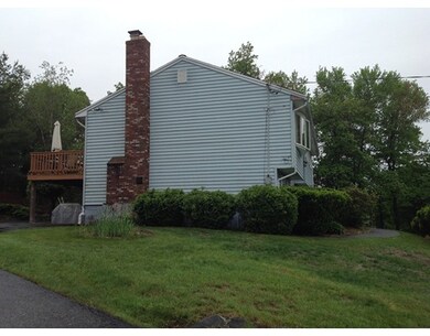 9 Charlotte Rd, Wilmington, MA 01887 - photo 2