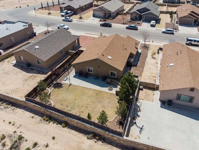 14473 Desert Sage Dr, Horizon City, TX 79928 - photo 2