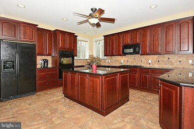 119 Sauers Ln, Glen Burnie, MD 21061 - photo 4