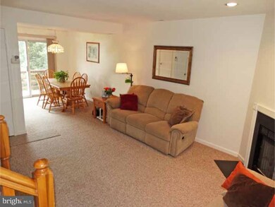 35 Parkview Cir, Southampton, PA 18966 - photo 4