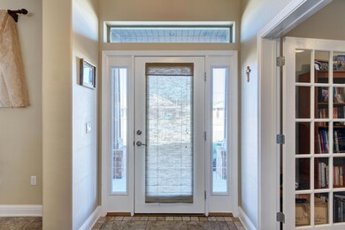 4-04_Entrance_01