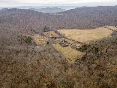 137 AC Round Cove Rd, Sparta, TN 38583 - photo 6