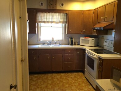 21 Prout Ave, Troy, NY 12180 - photo 6