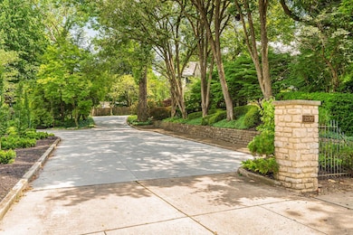 2170 E Broad St-mls-7
