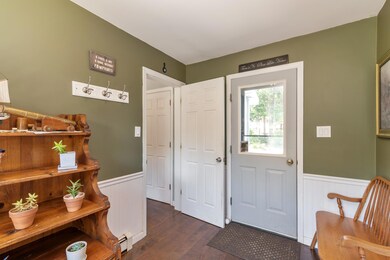 MudRoom-Entry2