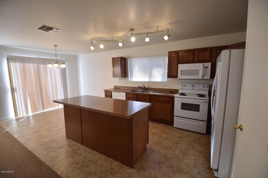 8543 E Lakeview Ave, Mesa, AZ 85209 - photo 4