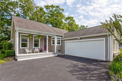12 Jessica Ln, Wakefield, RI 02879 - photo 4