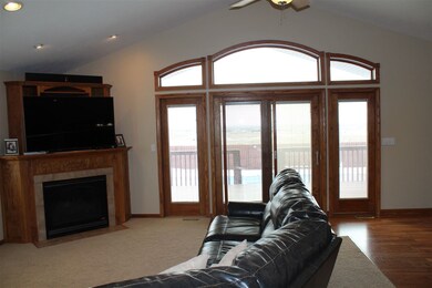 631 E Kabec Rd, North Platte, NE 69101 - photo 5