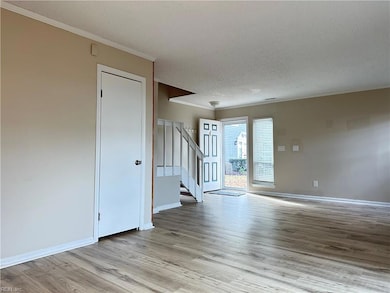 657 Oleander Cir, Virginia Beach, VA 23464 - photo 4