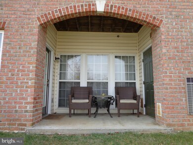 5346 Glenthorne Ct unit 5346, Baltimore, MD 21237 - photo 3