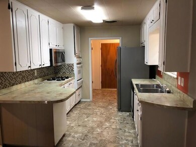 105 Wes Michael Cir, Bonham, TX 75418 - photo 6