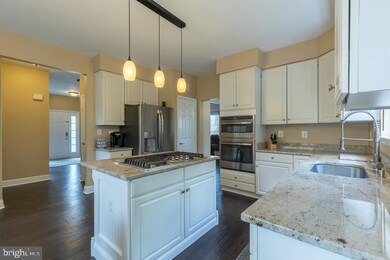 20504 Brandywine Ct, Sterling, VA 20165 - photo 4