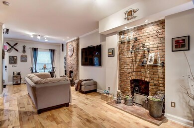 Living/Dining Area