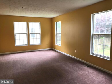 905 Rosey Bill Dr, Upper Marlboro, MD 20774 - photo 5