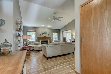 1180 S Perry Pkwy, Oregon, WI 53575 - photo 2