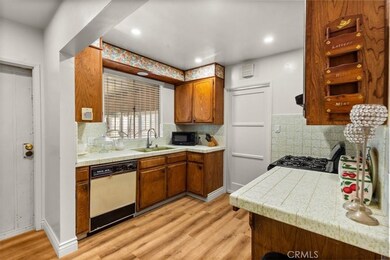 957 W Myrrh St, Compton, CA 90220 - photo 6