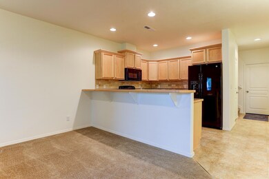 750 N Hindeman Street-7