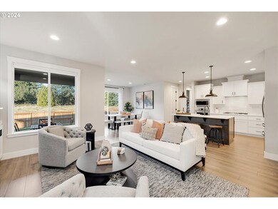 210 W 19th St, Lafayette, OR 97127 - photo 5