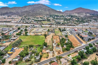 7081 Valley Way, Riverside, CA 92509 - photo 6