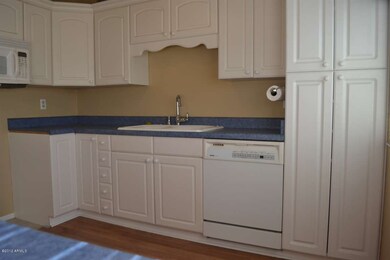 nice and bright kitchen