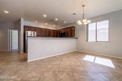 2313 E Skipping Rock Way, Tucson, AZ 85737 - photo 5