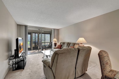 Huntington Lakes unit 1070, Delray Beach, FL 33446 - photo 7