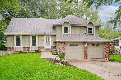 4931 Bluejacket St, Shawnee, KS 66203 - photo 2