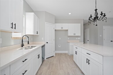 5007 Briscoe St unit A/B, Houston, TX 77033 - photo 2