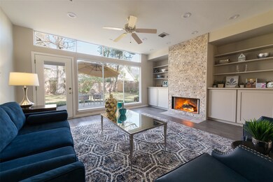 7610 Wedgewood Ln, Houston, TX 77055 - photo 2