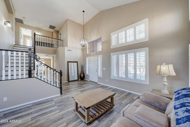 1167 E Nunnely-7