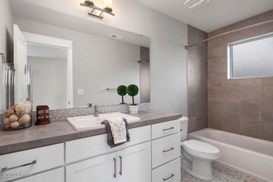 Main Bath Photo Similar