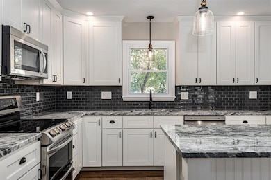 213 Highland Rd, Lansing, KS 66043 - photo 6