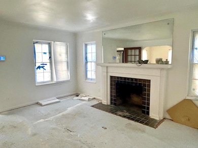 9892 E Outer Dr, Detroit, MI 48224 - photo 7