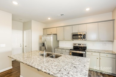 12334 Old Dulin Farms Way, Charlotte, NC 28215 - photo 6