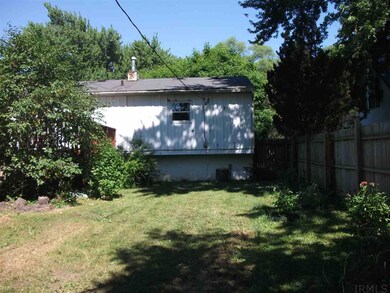 2017 Morehouse Ave, Elkhart, IN 46516 - photo 2