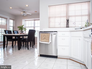 4500 Chaucer Way unit 406, Owings Mills, MD 21117 - photo 5